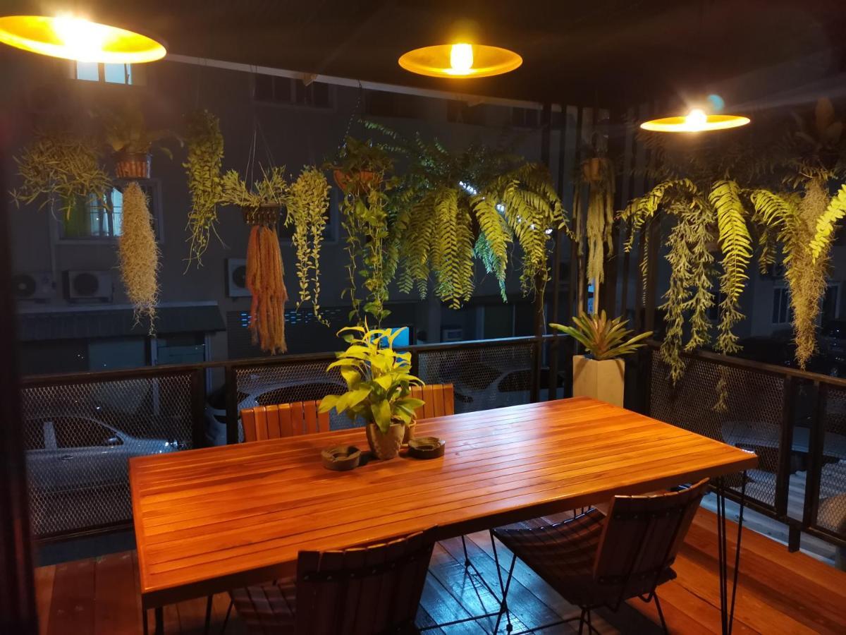 Tree​ For​ Rest​ Poshtel Vandrehjem Bangkok Eksteriør billede